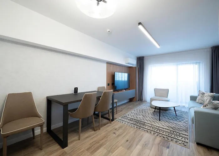 Novos Luxury Otel