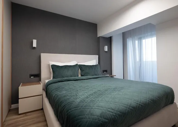 Otel Novos Luxury Bükreş