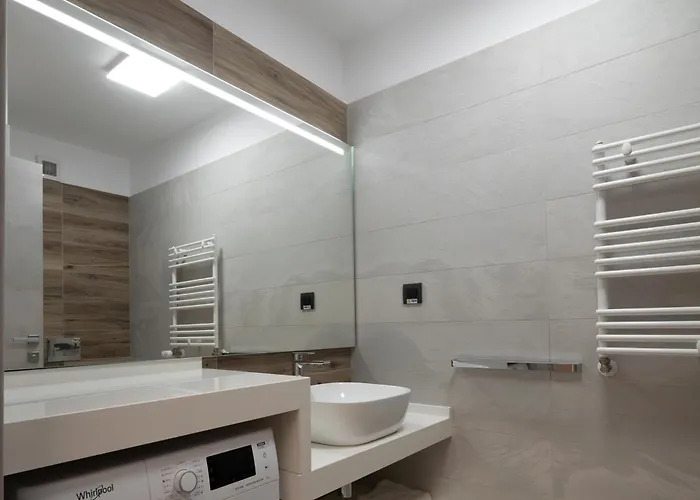 Novos Luxury