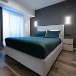 Novos Luxury فندق