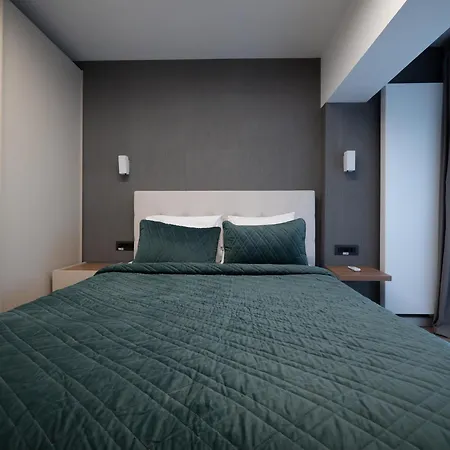 Novos Luxury