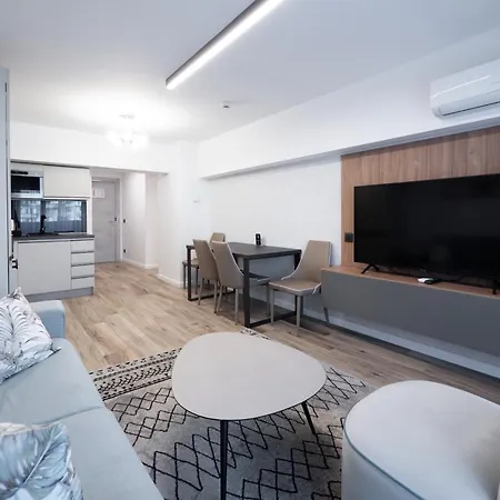 Szálloda Novos Luxury