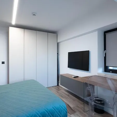 Novos Luxury 5* Bukarest