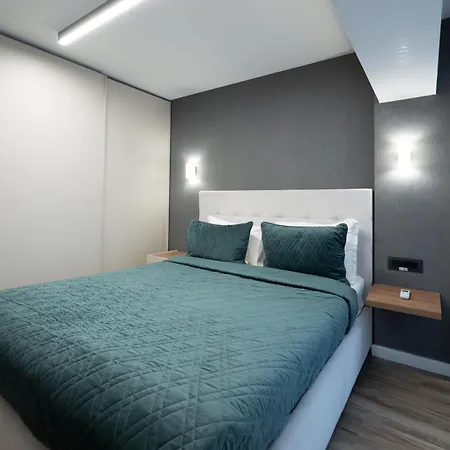 Отель Novos Luxury 5*