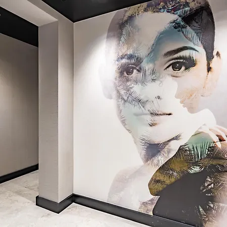 Novos Luxury Szálloda 5*