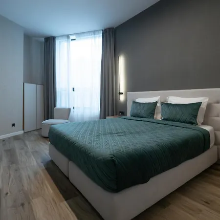 Novos Luxury Hotel Bukareszt