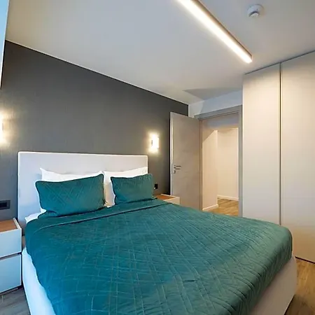 Novos Luxury Hotel 5*
