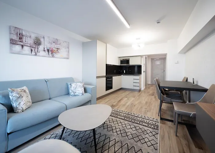 Novos Luxury Ξενοδοχείο 5*