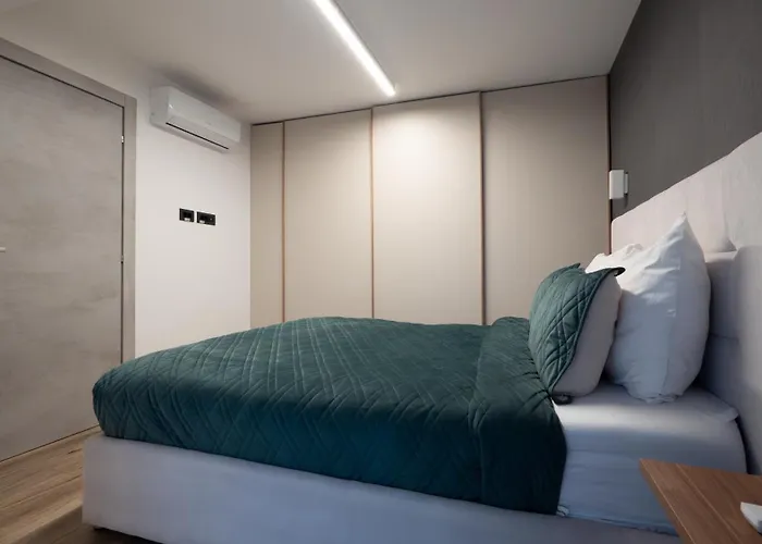 Novos Luxury Hotel