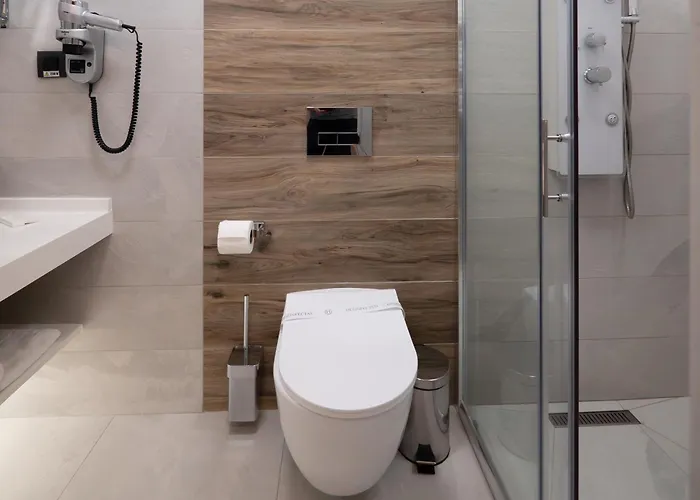 Novos Luxury فندق 5*