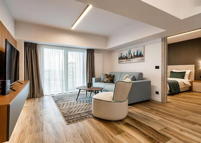 Novos Luxury 5* بوخارست