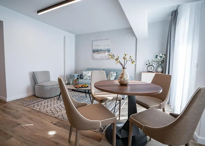 Novos Luxury فندق 5*