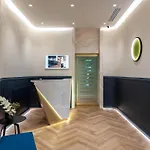 Novos Luxury 5* بوخارست