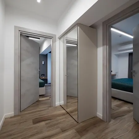 Novos Luxury فندق بوخارست