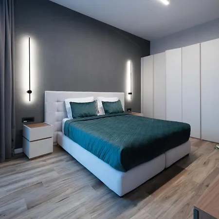 فندق Novos Luxury 5*