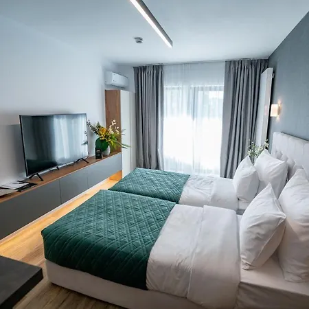 Novos Luxury