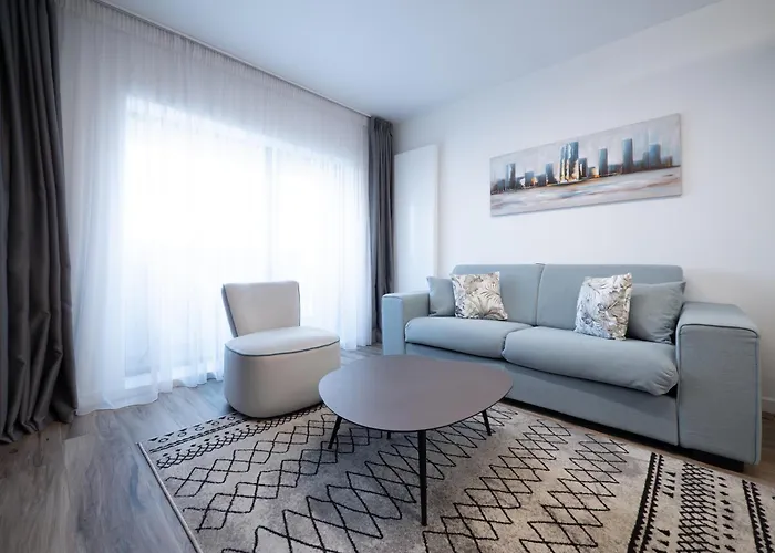 Novos Luxury 5* Bucarest